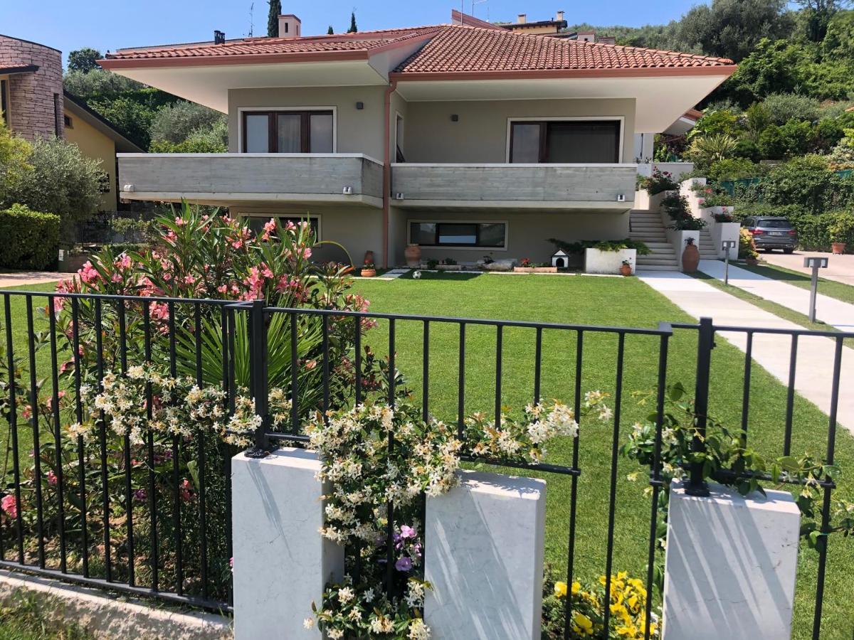 Residenza Villa Leonida Сант'Амброджо-ді-Вальполічелла Екстер'єр фото